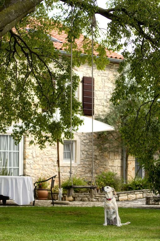 Boutique B&B Stancija 1904 Adults Only Svetvincenat Bilik gambar