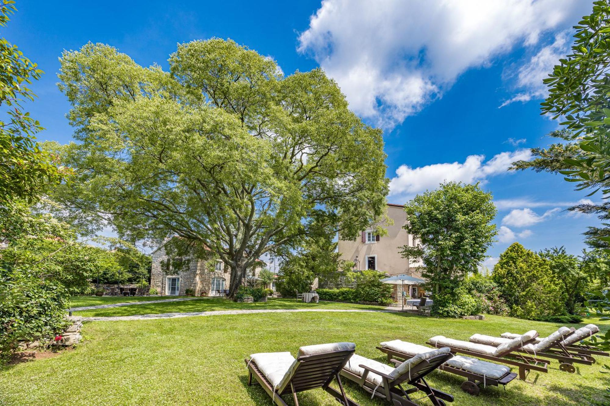Boutique B&B Stancija 1904 Adults Only Svetvincenat Luaran gambar